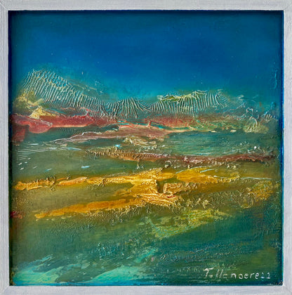 Hidden Layers 20x20 cm