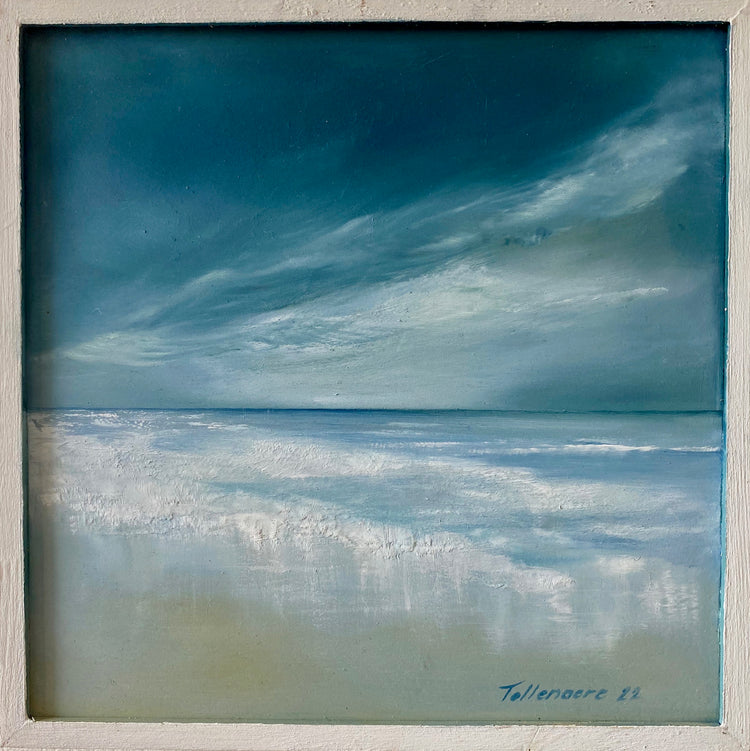 The mini collection, even though I love making big paintings, a small artwork can make a big statement and huge impact in any living space.  A seascape made in oil on wooden board, ready to hang and shipped worldwide,  I look forward to see where you will hang this original artwork with its beautiful blues and water reflection on the beach.